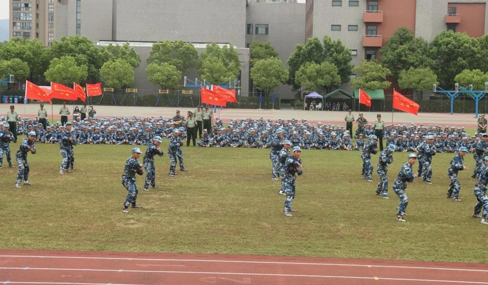 746c386933f444adbf79e74b004ad68c.jpg 746c386933f444adbf79e74b004ad68c.jpg